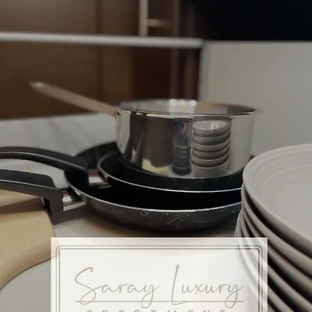 Saray Luxury Lägenhet *
