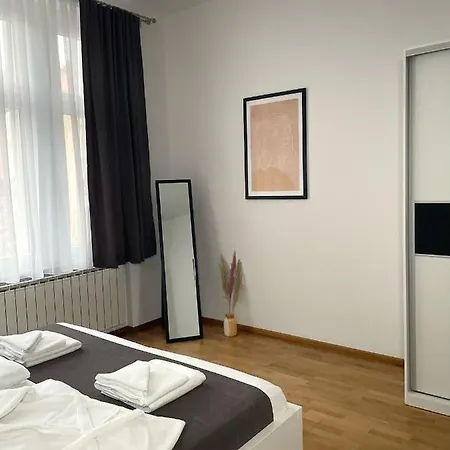 Saray Luxury Lägenhet *