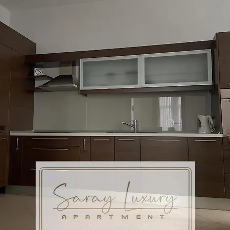 Saray Luxury Apartamento *